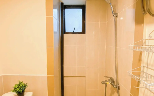 Good Deal And Comfy 2Br Apartment Meikarta