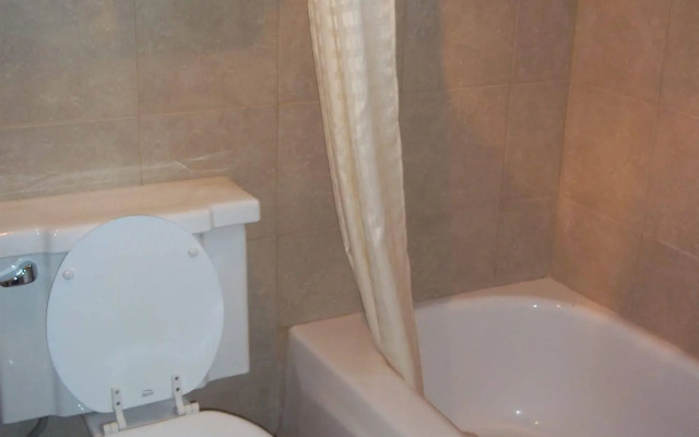 American Regency Inn