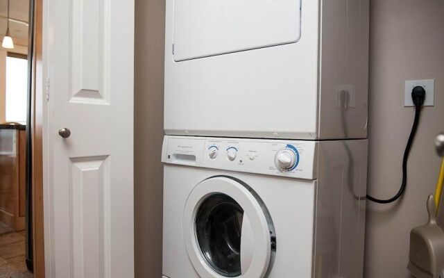 Keystone Vacation Rentals - Ocean Retreat Condo