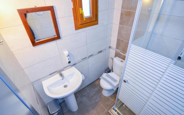 Elafonisi Paradise with Parking, WiFi, - Renovated April 2023