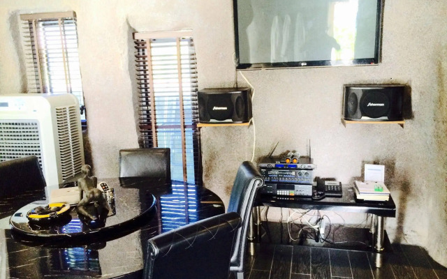 Electric Mango Bungalow Resort Hua Hin