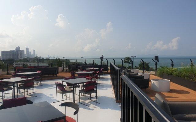 Sunsky Resort Pattaya