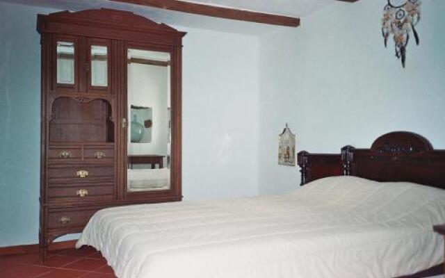 Monte De São Sebastião Do Vale Do Alcaide