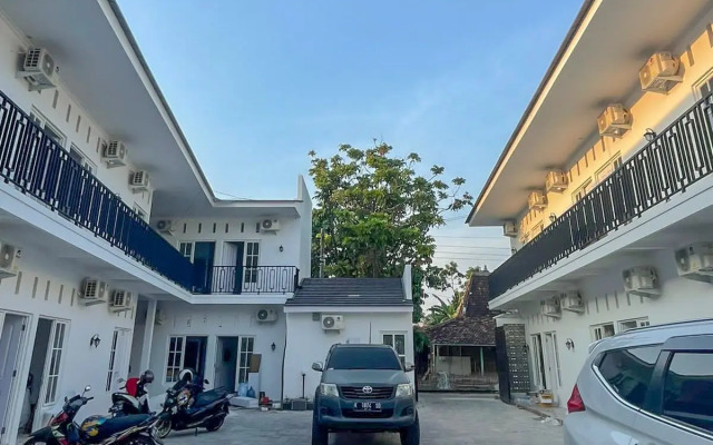 Tritisan House RedPartner