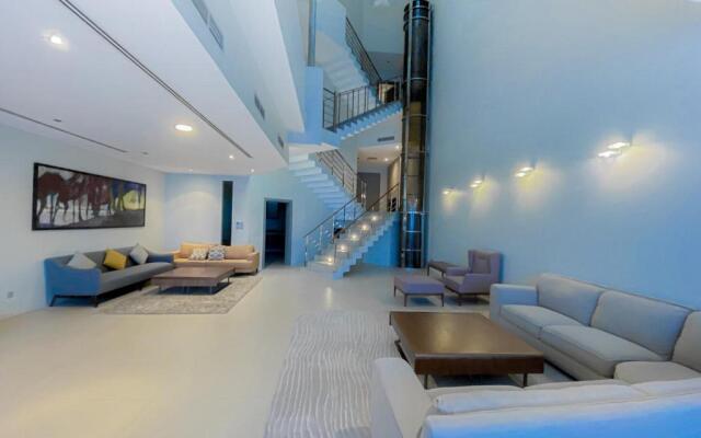 The Dragon Hotel & Resort & Sea Loft Chalets