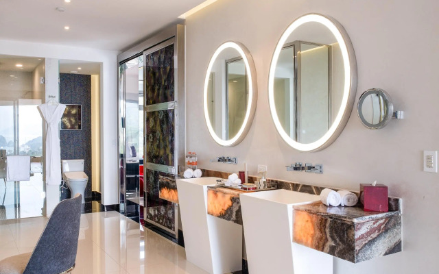 Hotel Mousai Puerto Vallarta Adults Only