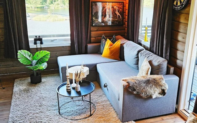 6 Person Holiday Home in Lyngdal