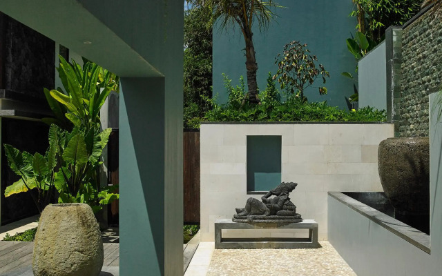 The Purist Villas & Spa