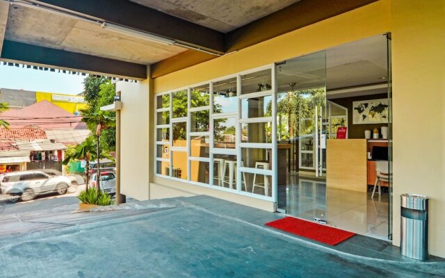 ZEN Rooms Residence 12 Cipete
