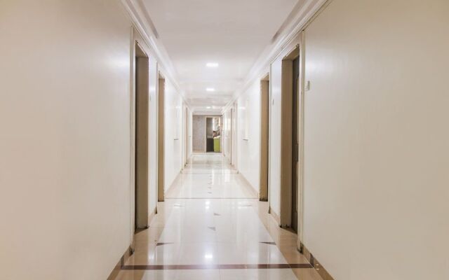 Oyo 41076 Hotel Dhiraj Residency