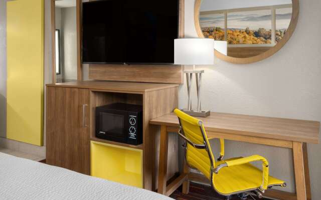 Days Inn by Wyndham Forsyth