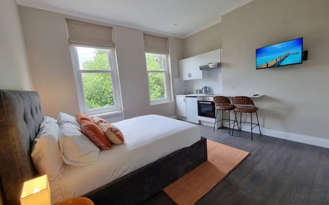 The Ivy Apartments