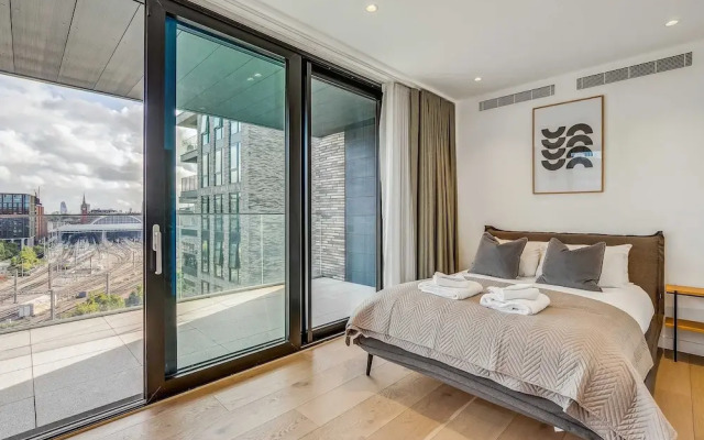 Refined 3-bedroom Condo