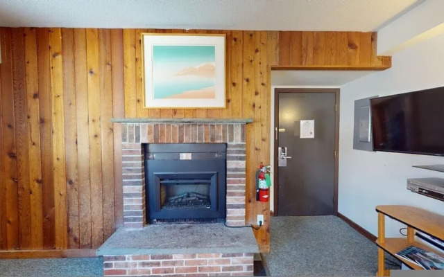 Mt Green 2-e06 in Killington