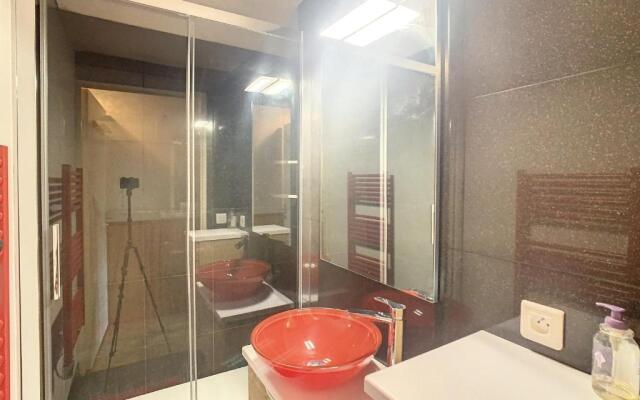 Appartement Demi-Quartier, 3 pièces, 4 personnes - FR-1-560-81