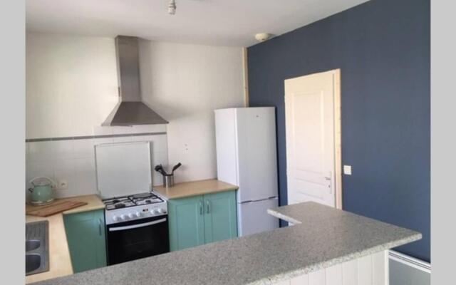 Paisible maison entre plages, lacs et bassin