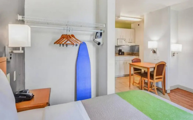 Studio 6 Opelika/Auburn