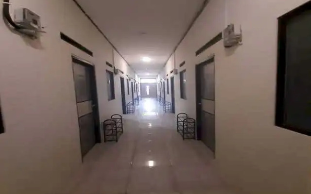 OYO 93274 Oren Home Bekasi