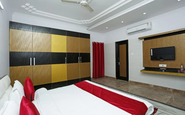 Capital O 8481 Le Tara Residency