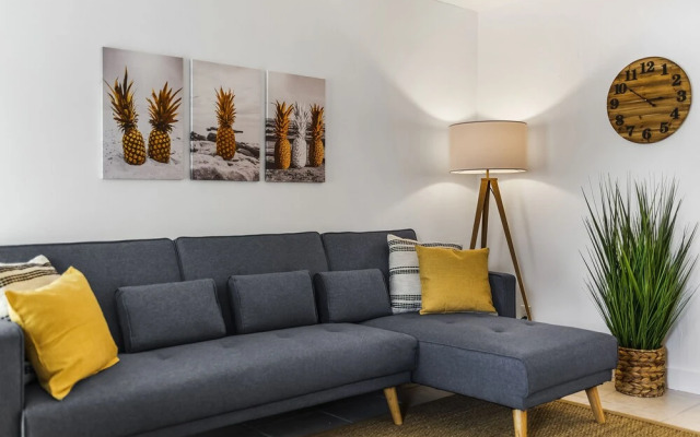 Alani Bay Premium Condos