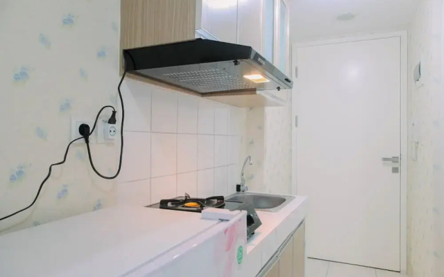 Cozy Stay Studio at Springlake Summarecon Bekasi Apartment