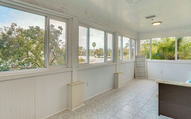 Families Welcome! Historical Hideaway in Palmetto
