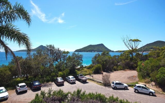 Albacore, Unit 6, 12 Ondine Close