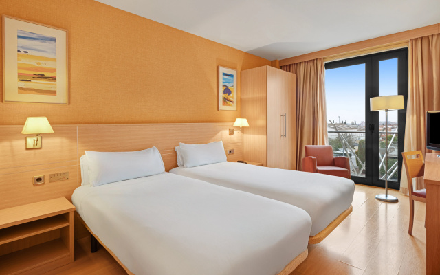 Отель B&B Hotel Tarragona Valls