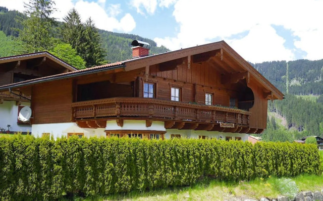 House in Krimml Near Waterfalls & Hiking Trails