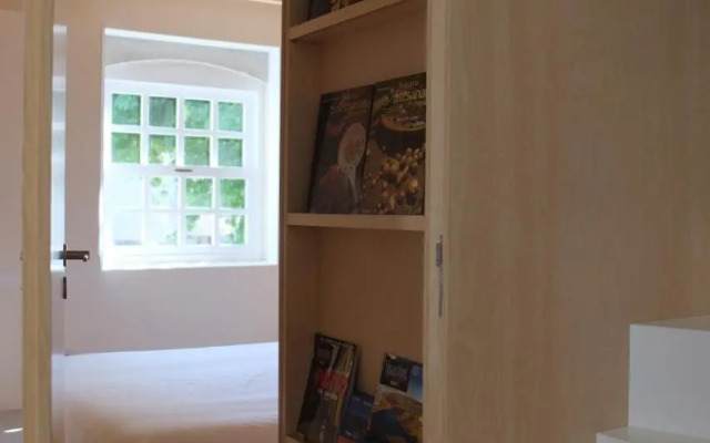 Porto Serralves Designing Apartment