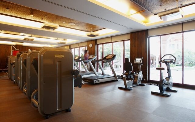 Отель Centara Grand Beach Resort Phuket