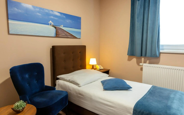 Max Inn Hotel