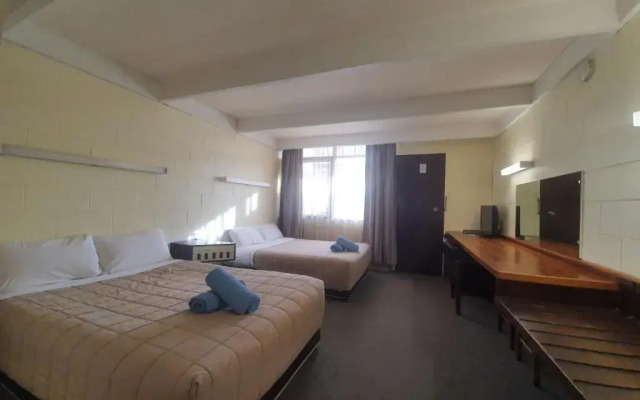 Charles Sturt Motor Inn