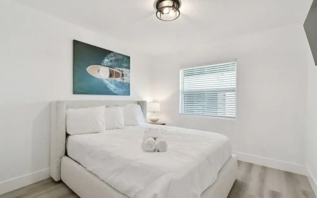 117 127th Ave E Unit 3