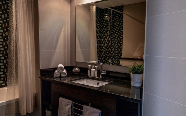 Nasma Luxury Stays - Cayan Tower