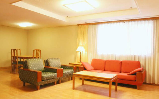 The Grand Suite
