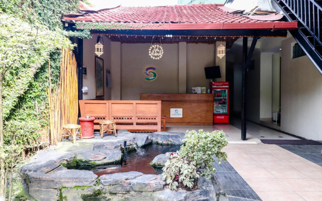 Hotel Safara