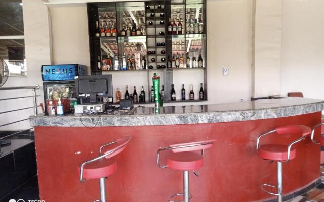 Zeus Paradise Hotel Abuja