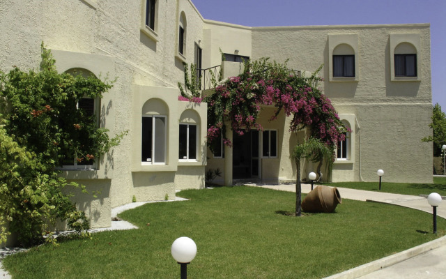 Summerland Hotel & Bungalows