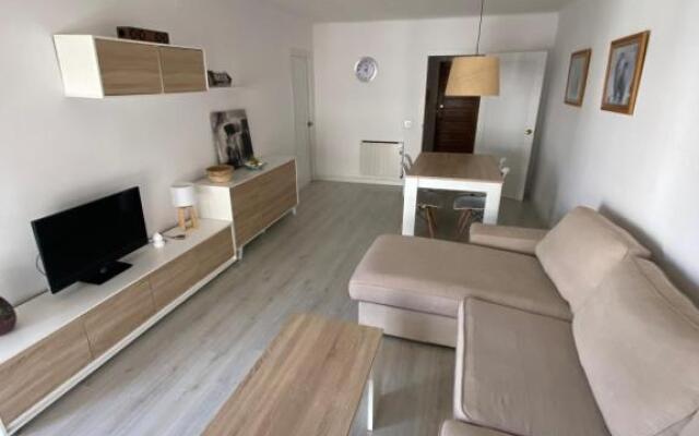 Apartment In The Port Of Llanca