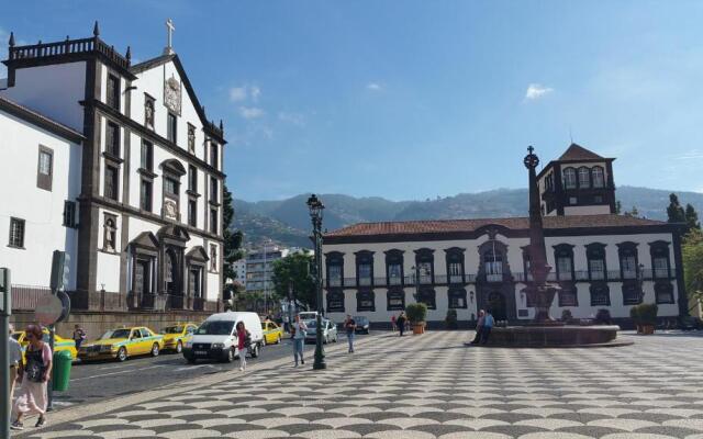 Edificio Charles 202