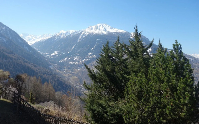 Apartment With Free Shuttle