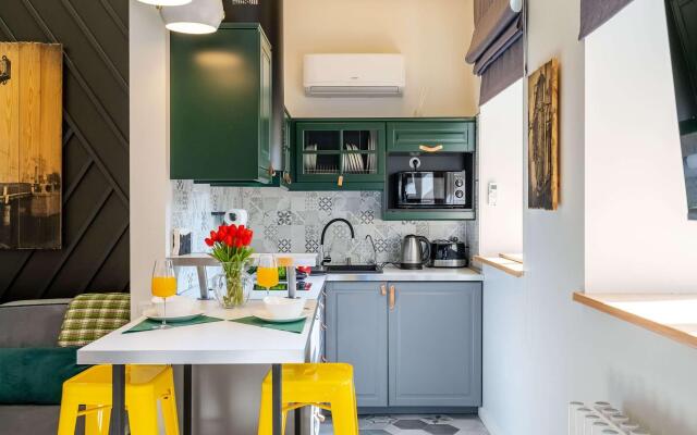 Апартаменты на проспекте Английский 24