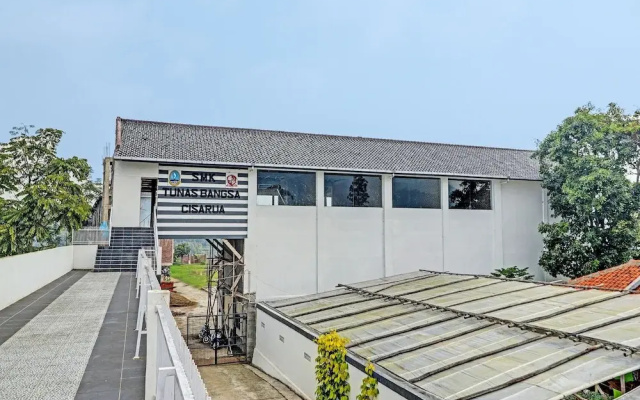 Capital O 91466 Hotel Neu Backpacker Tf Syariah (smk Tb)