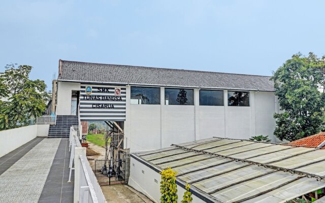 Capital O 91466 Hotel Neu Backpacker Tf Syariah (smk Tb)