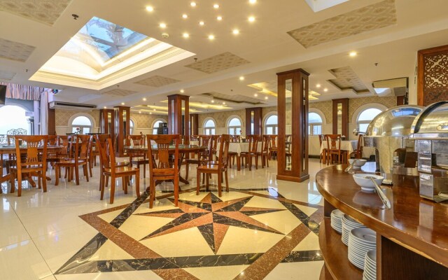 Golden Sun Hotel