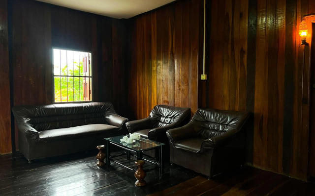 Lotus Blanc Homestay
