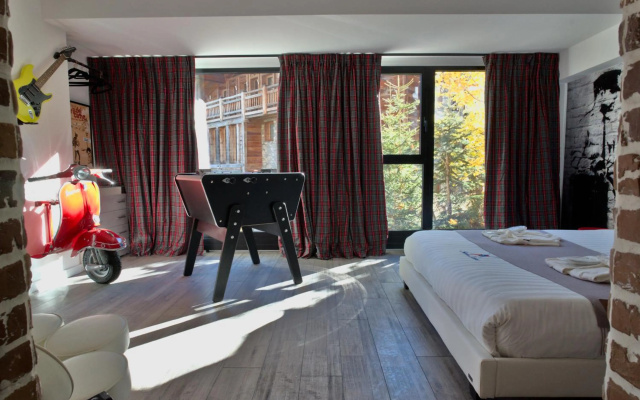 Snow Lodge Hotel Courchevel 1850