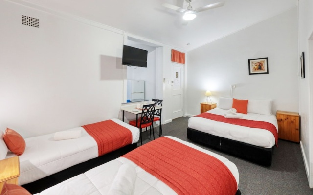 CBD Gi Motel – Guest Rooms – Glen Innes