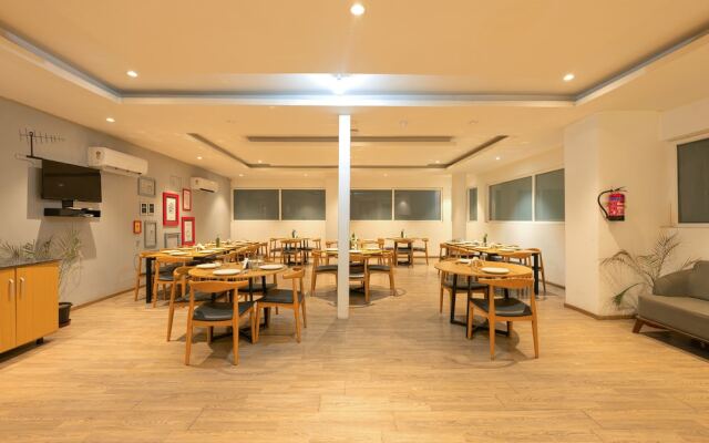 Hotel Grand Tashree